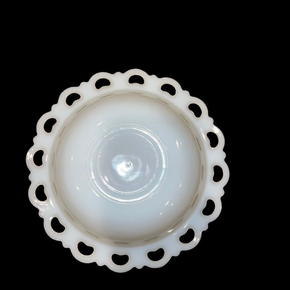 Vintage 1950s Anchor Hocking Old Colony‎ Lace Edge 9.5" Milk Glass Bowl Dish - Picture 7 of 8